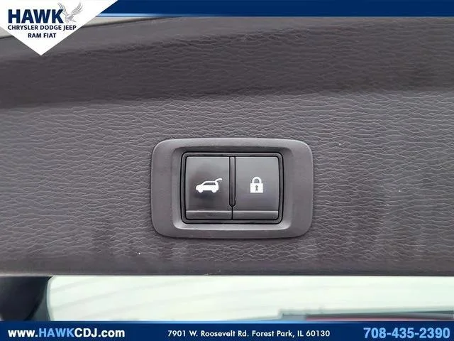 Used 2024 Black Mitsubishi SE image 28