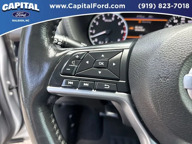 Used 2023 Silver Nissan SV image 22