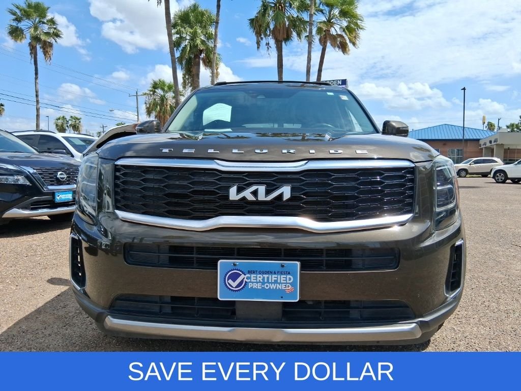 Used 2022 Green Kia EX image 2