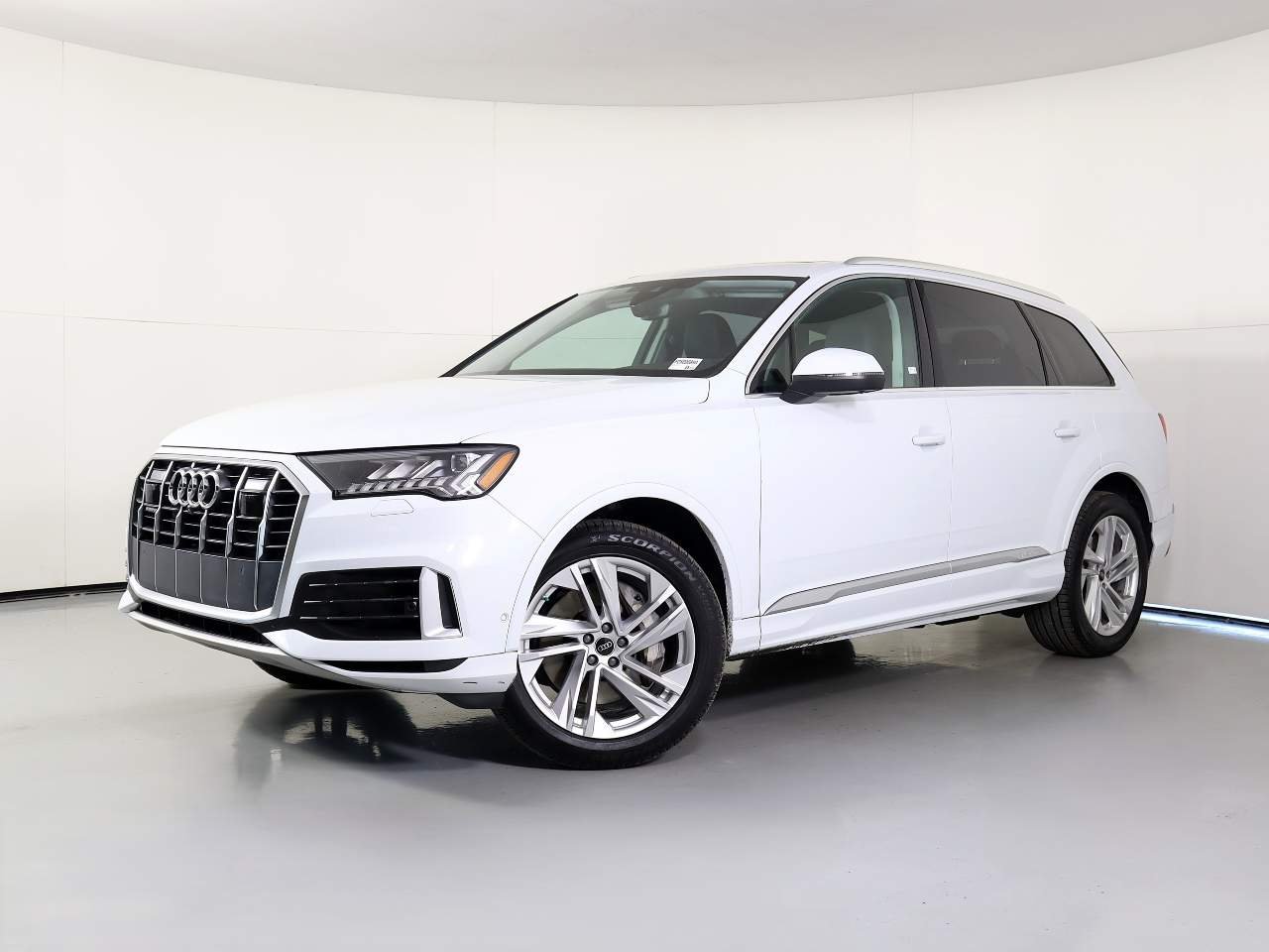 2023 Audi Q7 Premium Plus