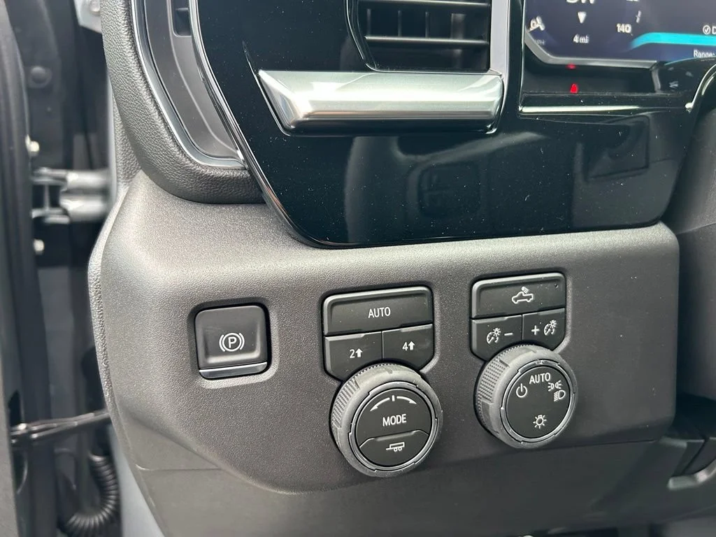 2026 Chevrolet Silverado 1500 LT - Photo 15
