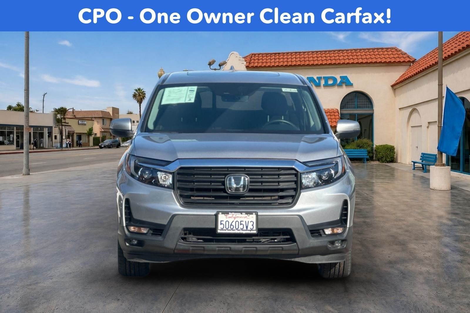 Used 2023 Lunar Silver Metallic Honda RTL image 9