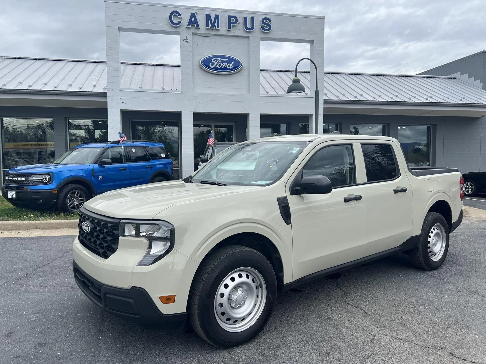 2025 Ford Maverick XL AWD's photo