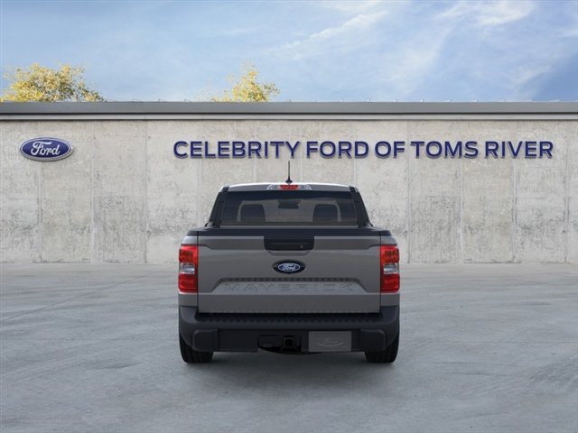 New 2026 Carbonized Gray Metallic Ford XLT image 5