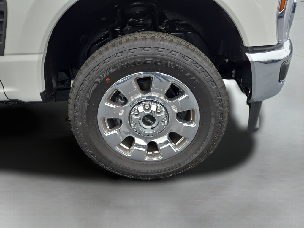 New 2026 Star White Metallic Tri-Coat Ford F-250® King Ranch® image 29