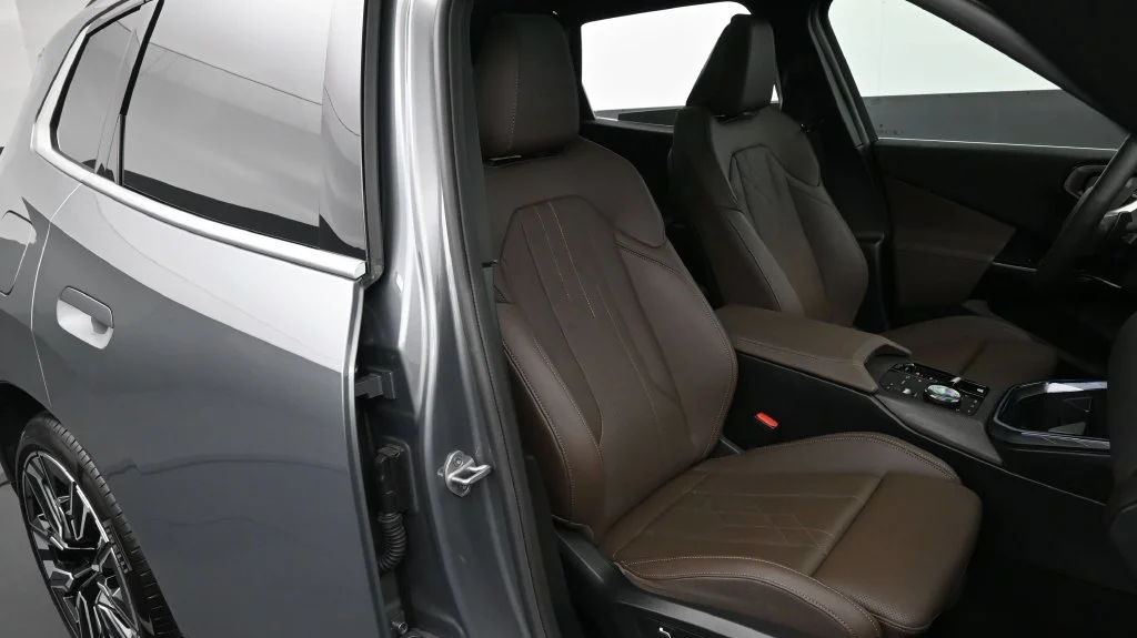 2026 BMW X3 30 - Photo 18