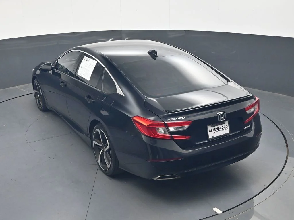 Used 2018  Honda Sport image 33