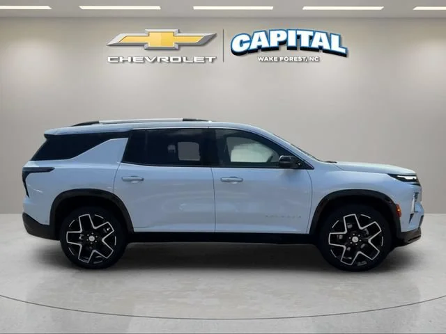 Used 2026 Polar White Tricoat Chevrolet High Country image 6