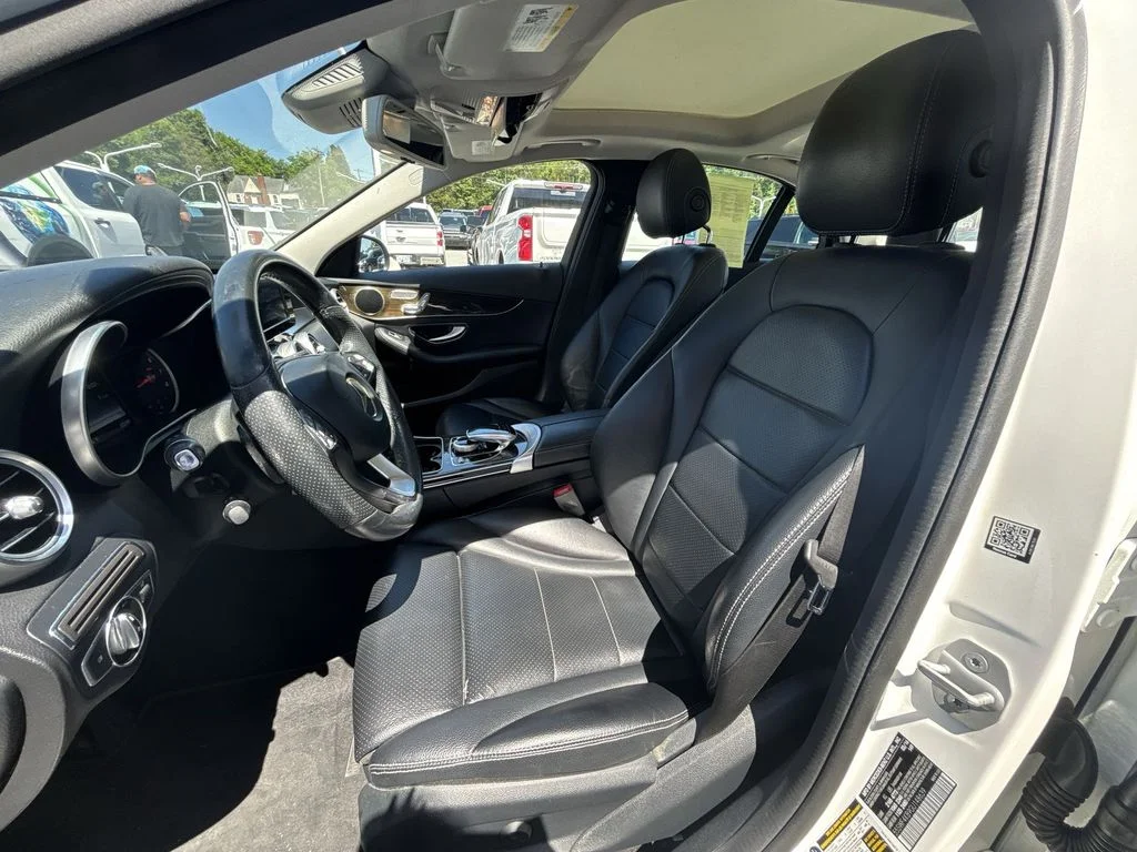 Used 2016 White Mercedes-Benz C 300 image 13