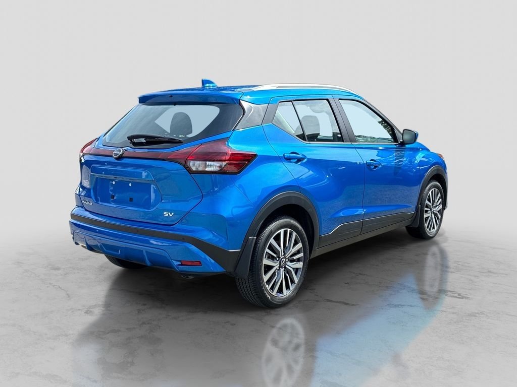 Used 2024 Blue Nissan SV image 7