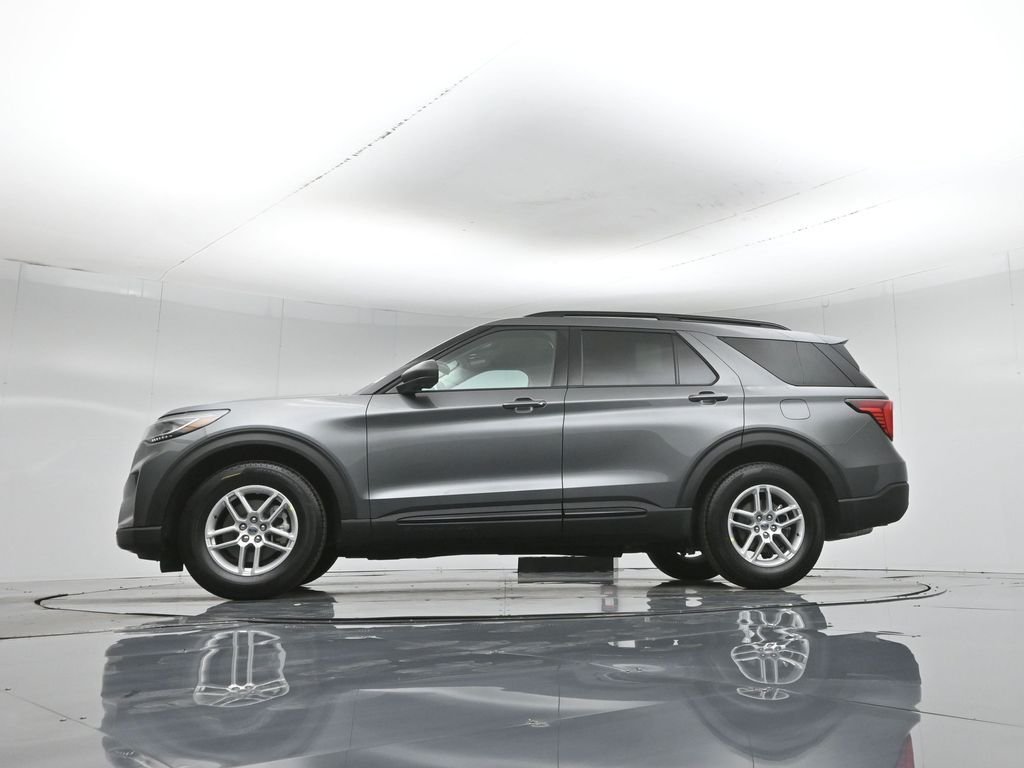 New 2026 Carbonized Gray Metallic Ford Active image 7
