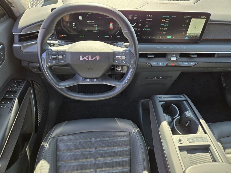 Used 2024 Ivory KIA LAND AWD image 12