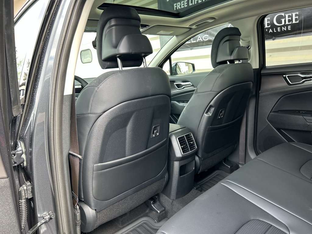 New 2026 Gravity Gray Kia SX Prestige image 13