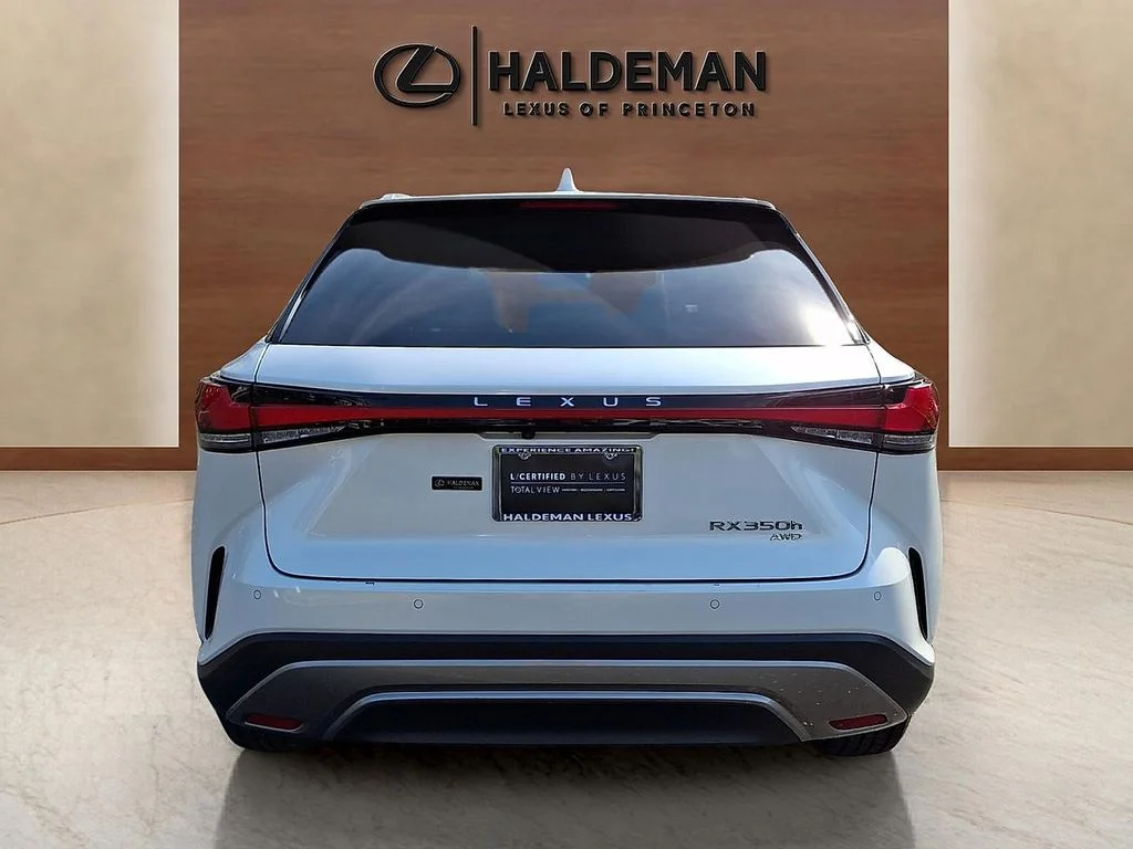 Certified Used 2024 EMINENT WHITE PEARL Lexus 350h Premium image 5