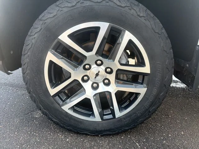Used 2019 White Chevrolet LT Trail Boss image 32