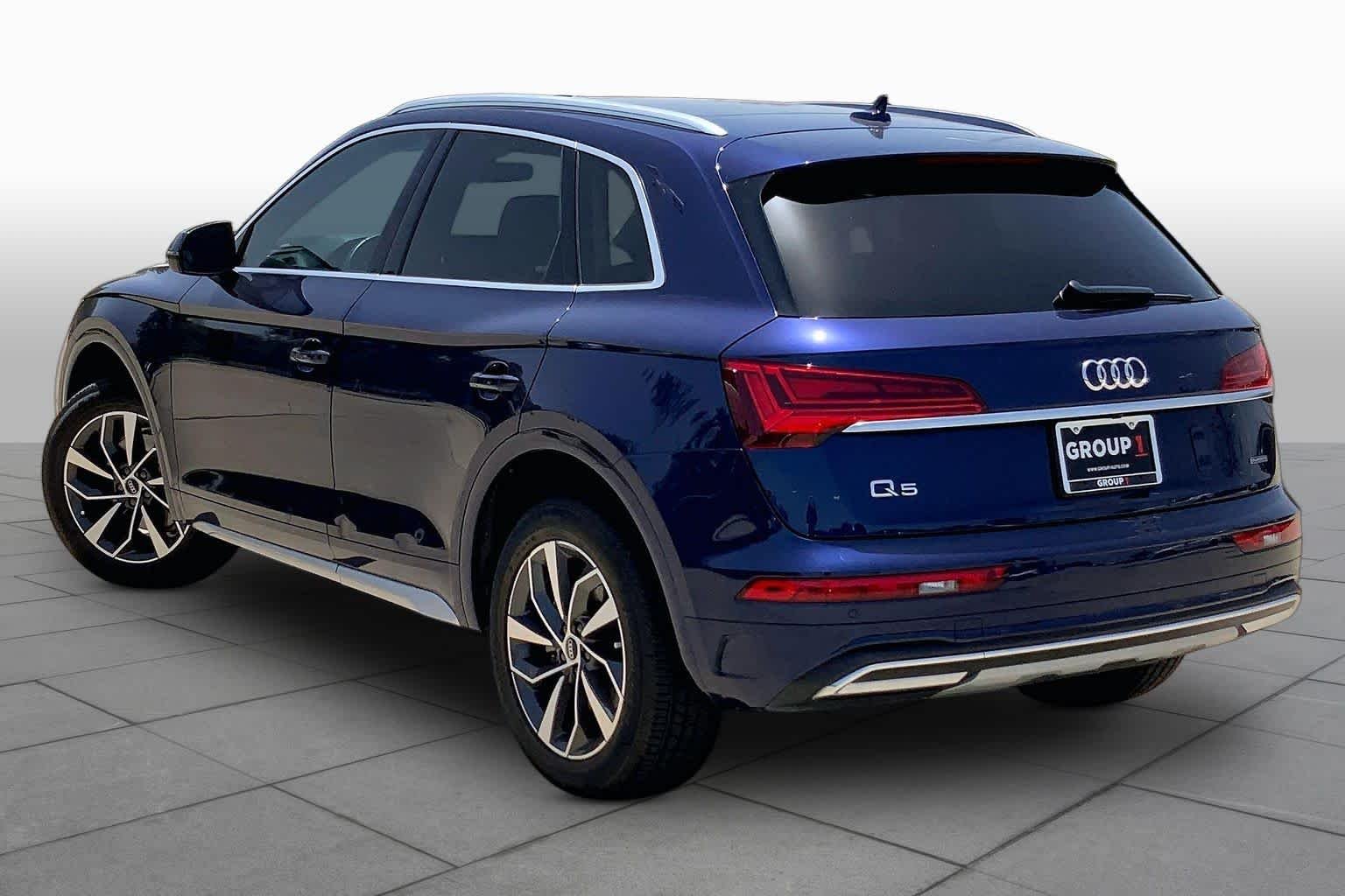 Used 2021 Navarra Blue Metallic Audi Premium Plus image 23