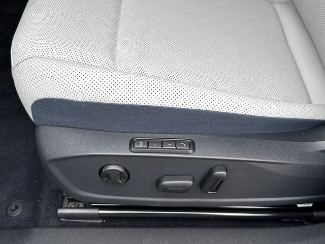 New 2026 Opal White Pearl Volkswagen Pro S image 40
