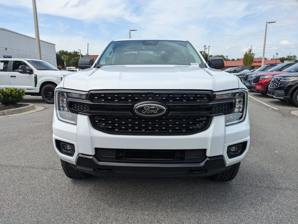 New 2026 Oxford White Ford XLT image 9