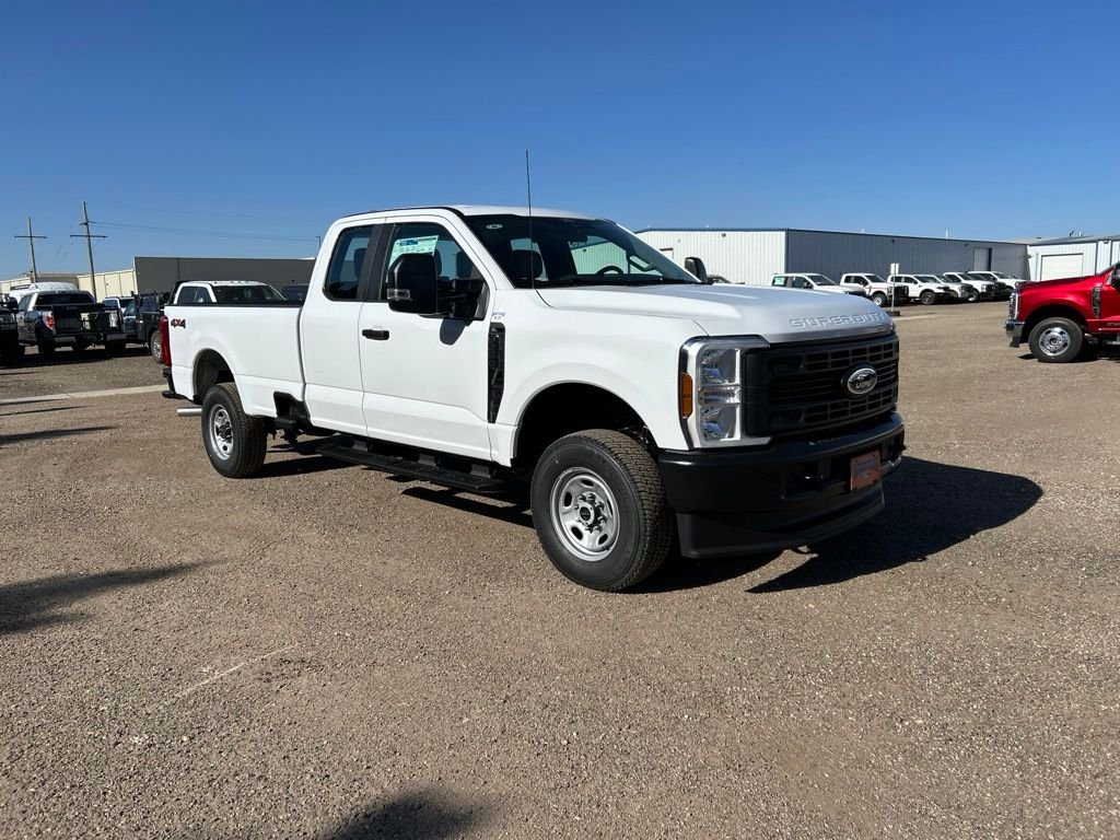 New 2026 Oxford White Ford XL image 9
