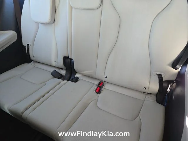 2026 Kia Carnival EX - Photo 13