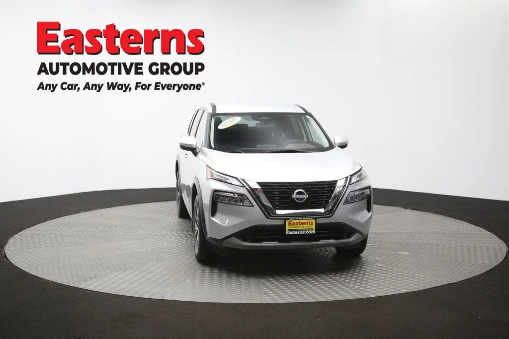 Used 2023 Silver Nissan SV image 48