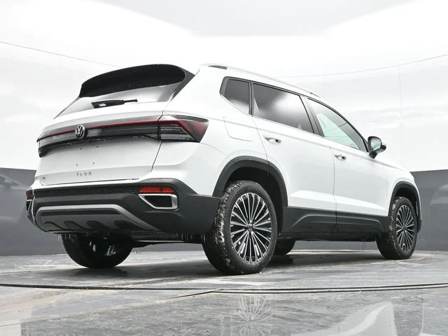 2025 Volkswagen Taos SE - Photo 26