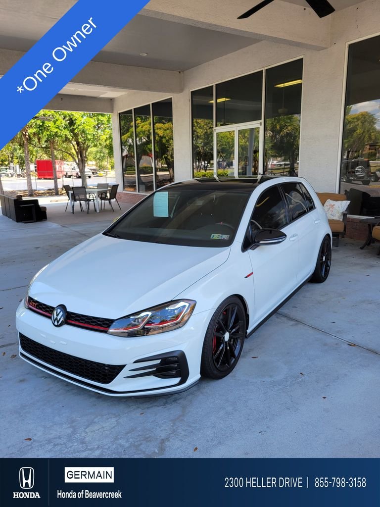 2021 Volkswagen Golf GTI 2.0T SE 4-door DSG's photo