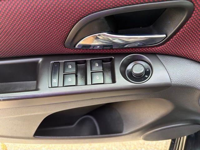 Used 2014 Black Granite Metallic Chevrolet 1LT image 12