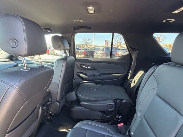 Used 2023 Mosaic Black Metallic Chevrolet LT Leather image 10