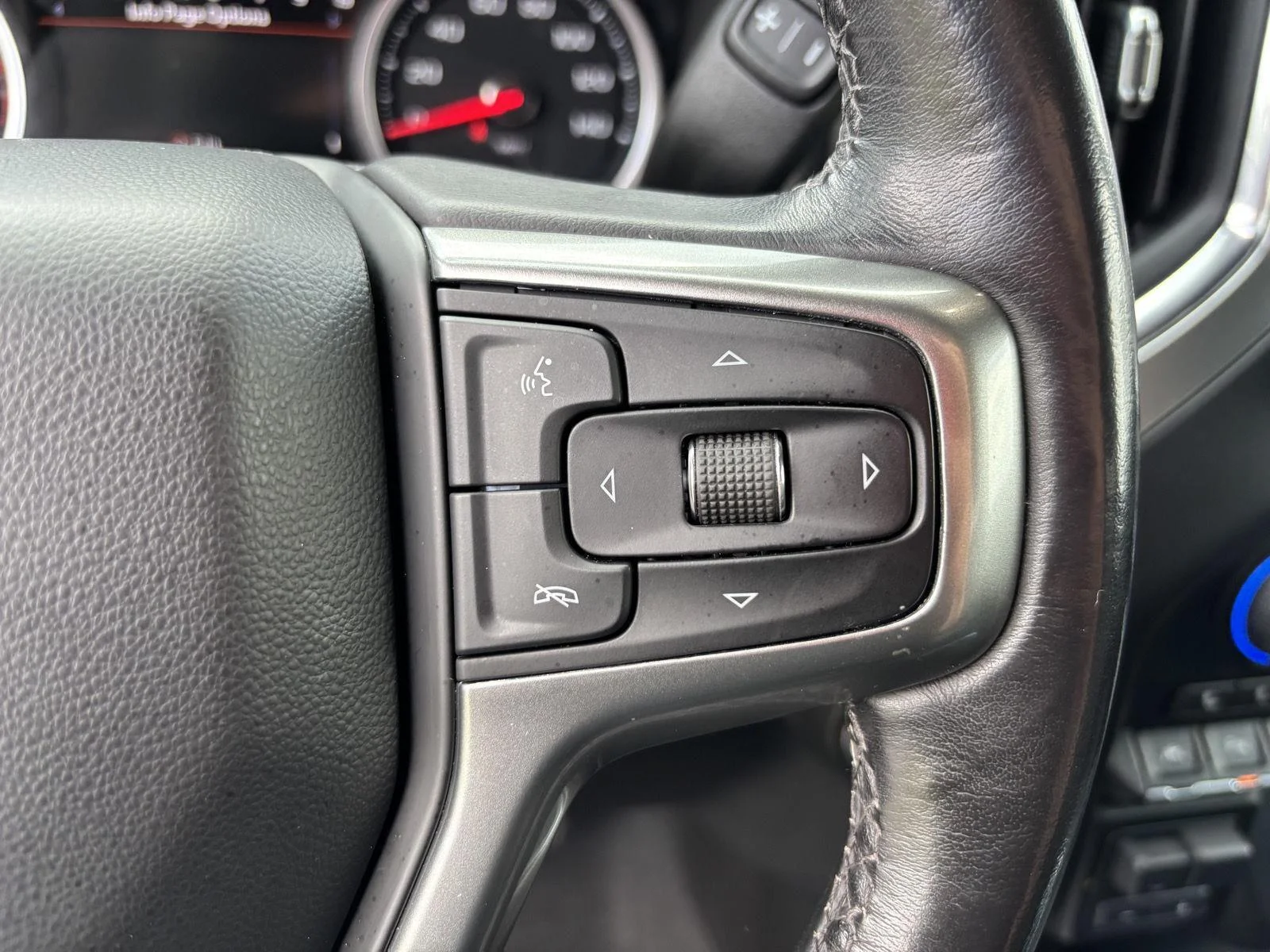 Used 2021 Shadow Gray Metallic Chevrolet LTZ image 22