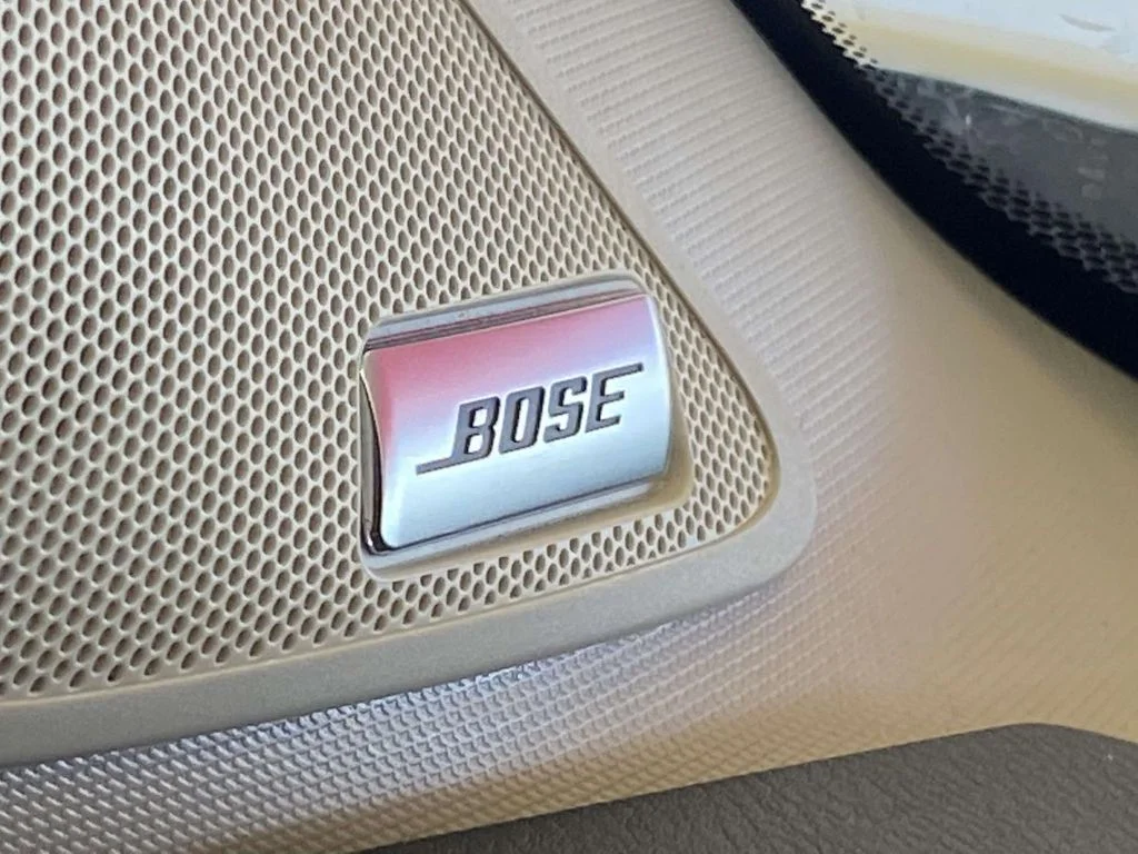 Used 2023 White Nissan Platinum image 20