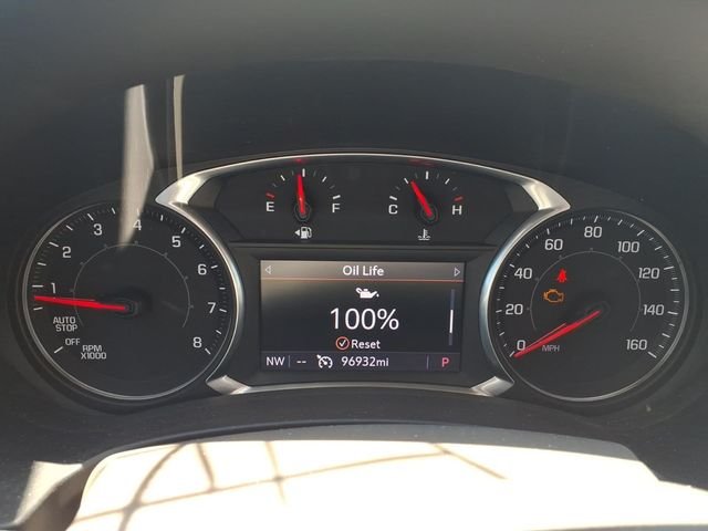 Used 2019 White GMC Denali image 21