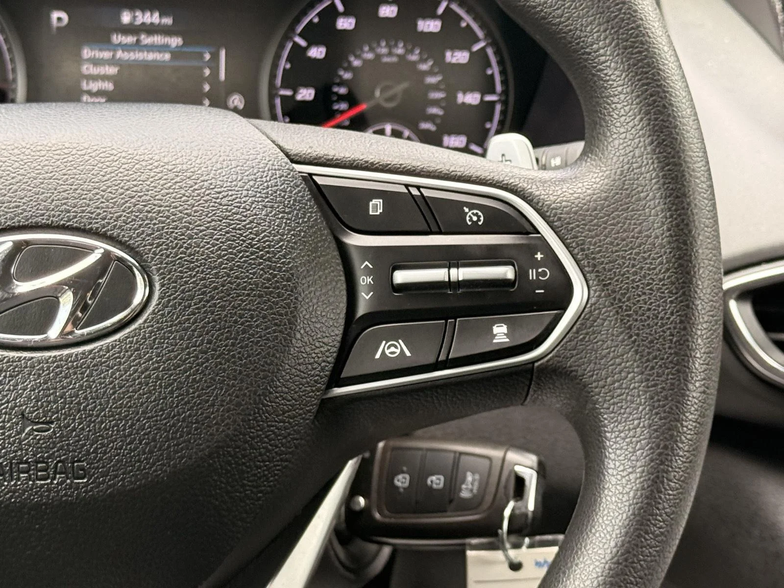Used 2023 Shimmering Silver Hyundai SE image 24