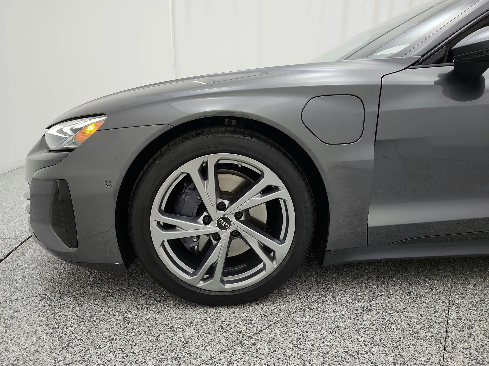 Used 2024 Daytona Gray Pearl Effect Audi Prestige image 16
