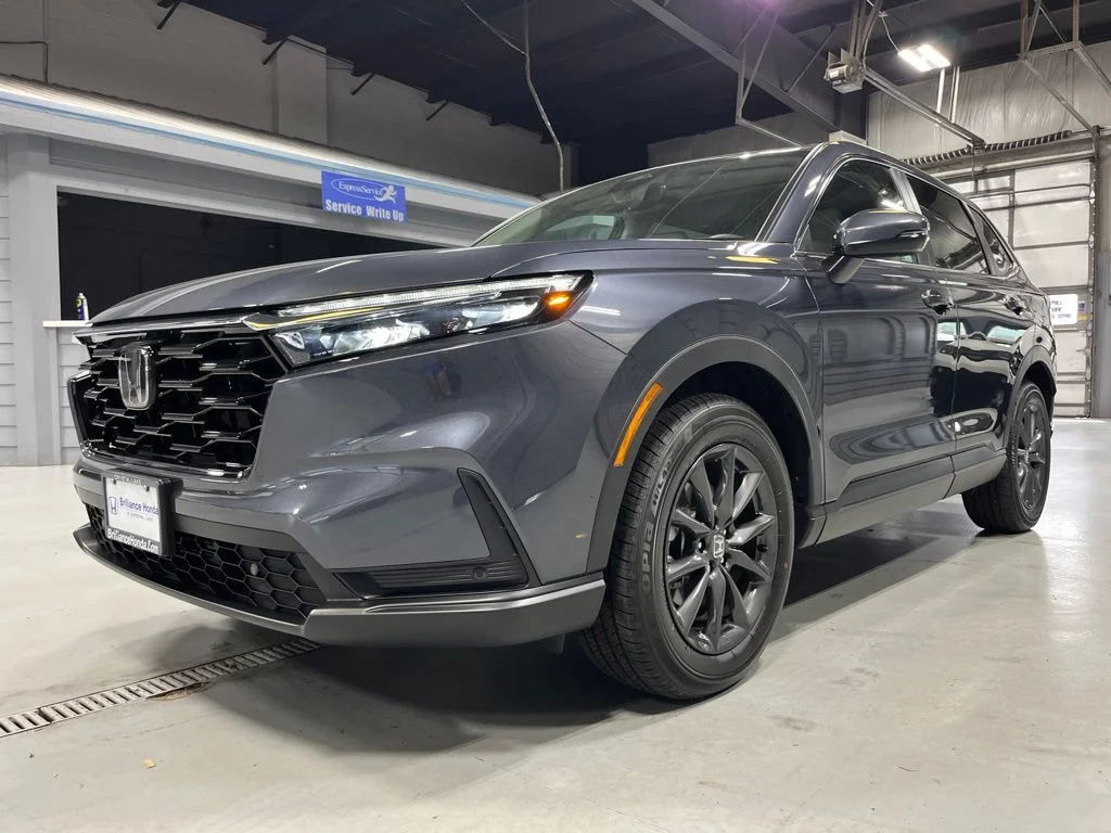 Used 2026 Meteorite Gray Metallic Honda EX-L image 3