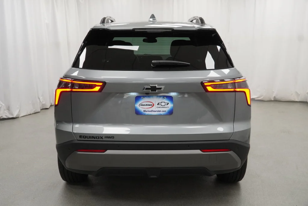 New 2027 Sterling Gray Metallic Chevrolet LT image 15