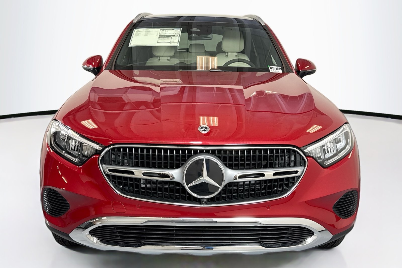 New 2026 MANUFAKTUR Patagonia Red Metallic Mercedes-Benz GLC 300 image 2