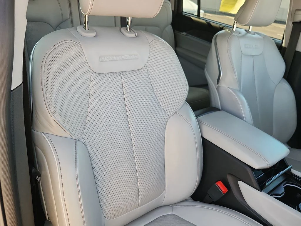 Used 2022 Gray Jeep Overland image 16