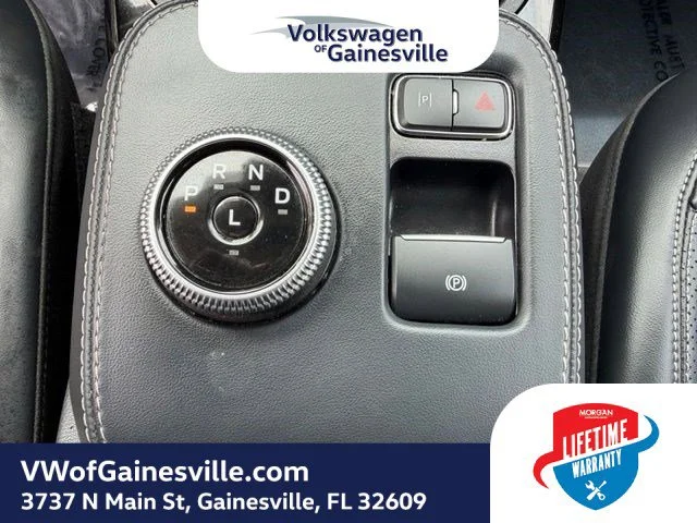 Used 2024 White Metallic Ford Premium image 26