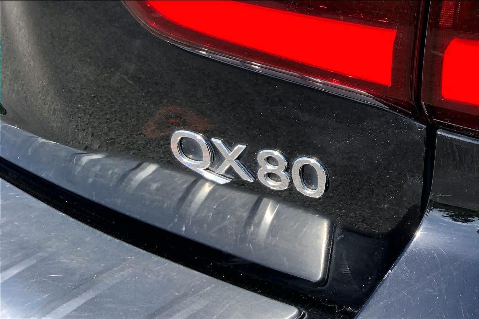 Used 2019 Black Obsidian INFINITI LUXE image 30