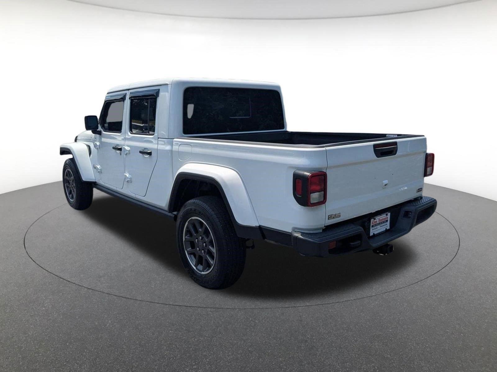 Used 2021 Bright White Clearcoat Jeep Overland image 8