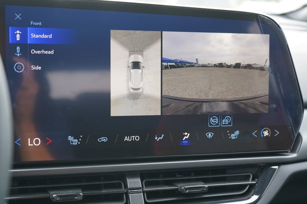 2025 Chevrolet Equinox EV RS - Photo 35