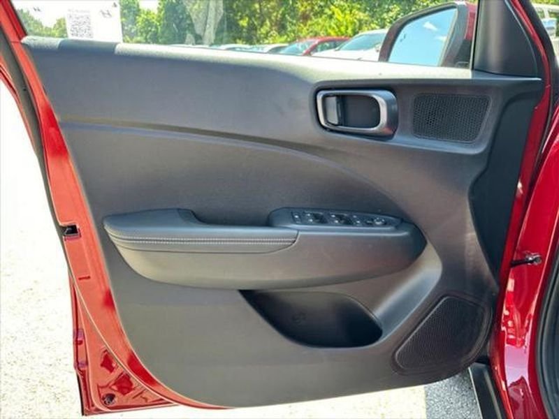 Used 2025 Ultimate Red Hyundai Limited image 16