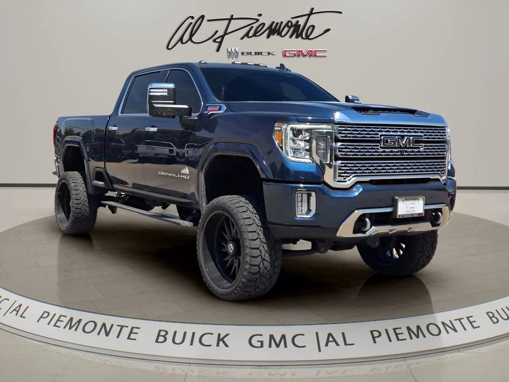 2021 GMC Sierra 4WD Crew Cab Standard Box Denali's photo