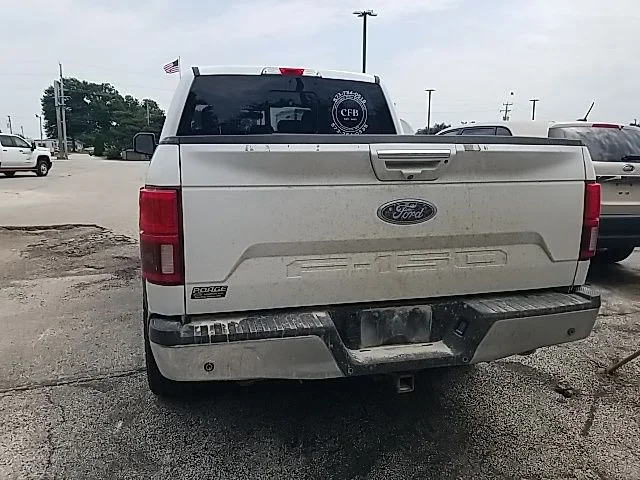Used 2018 White Ford Lariat image 17
