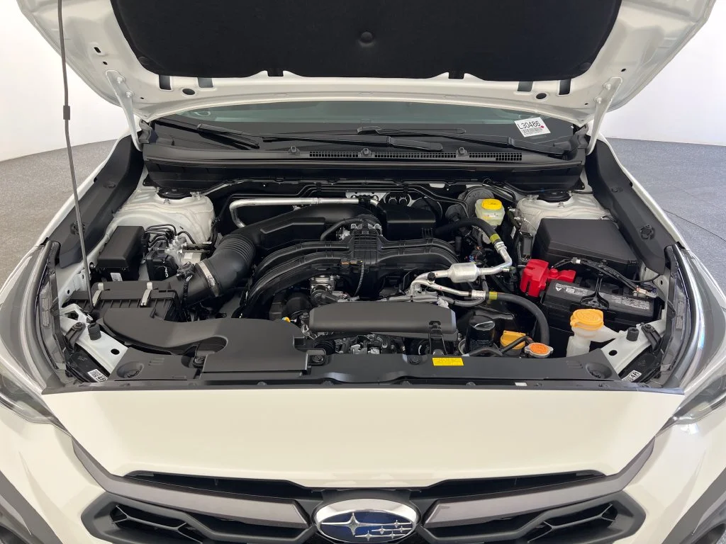 New 2026 CRYSTAL WHITE PEARL Subaru Limited image 24
