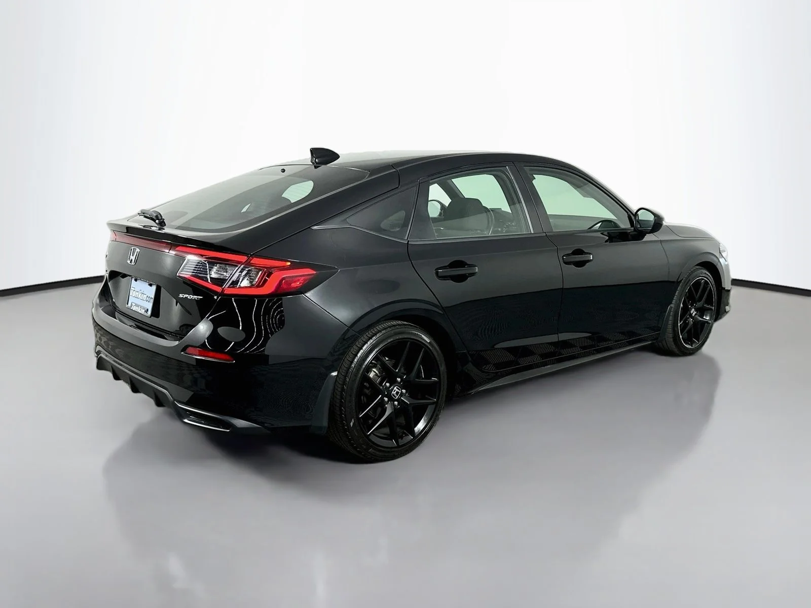 Used 2024  Honda Sport image 7