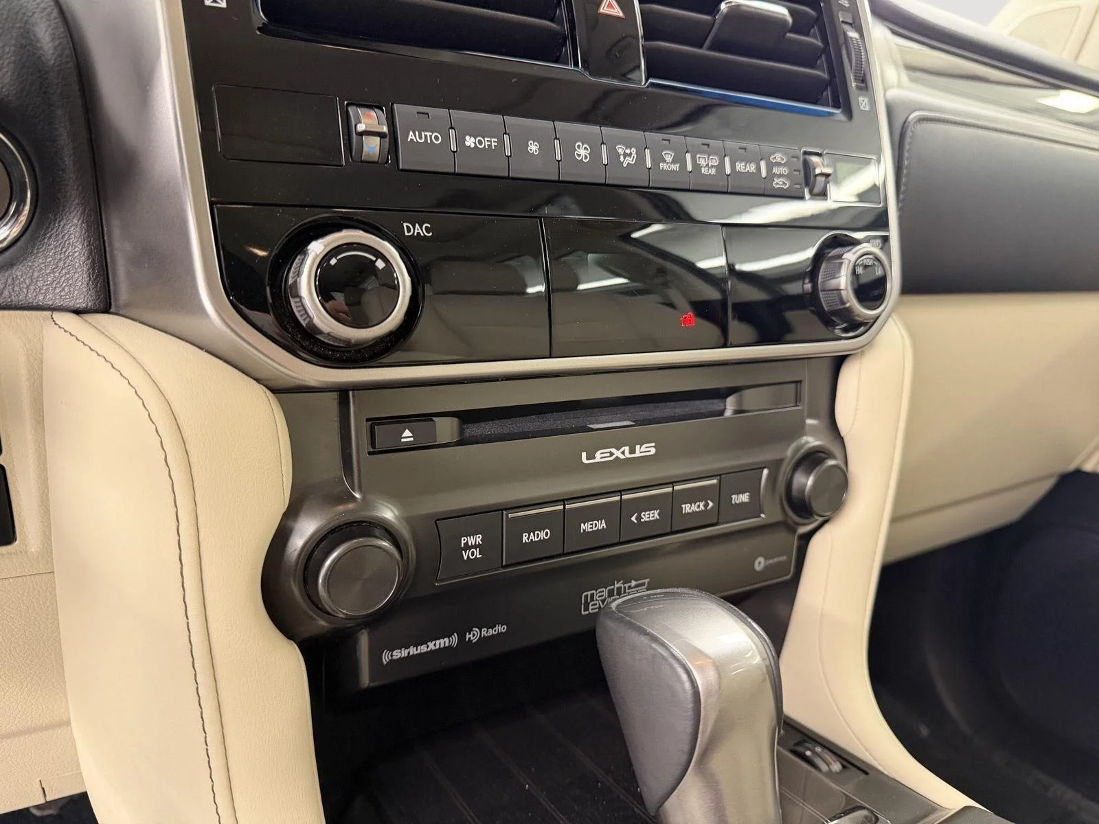 Certified Used 2023 Eminent White Pearl Lexus GX 460 Premium image 18