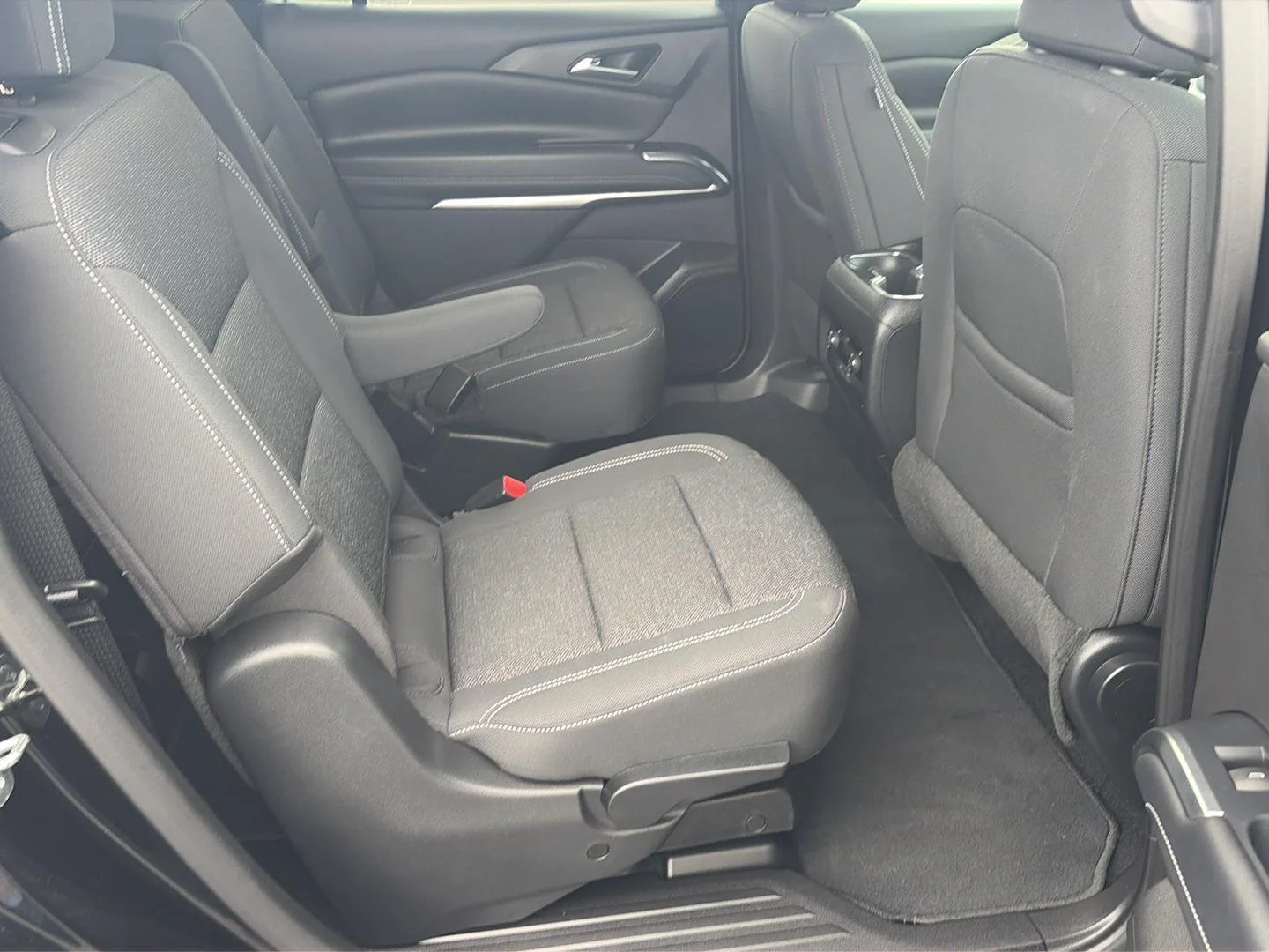 Used 2025 Mosaic Black Metallic Chevrolet LT image 19