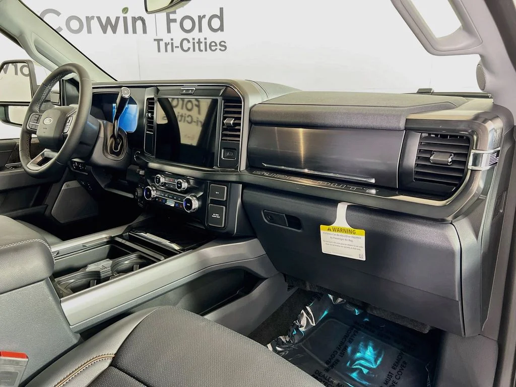 New 2026 Carbonized Gray Metallic Ford Lariat image 30